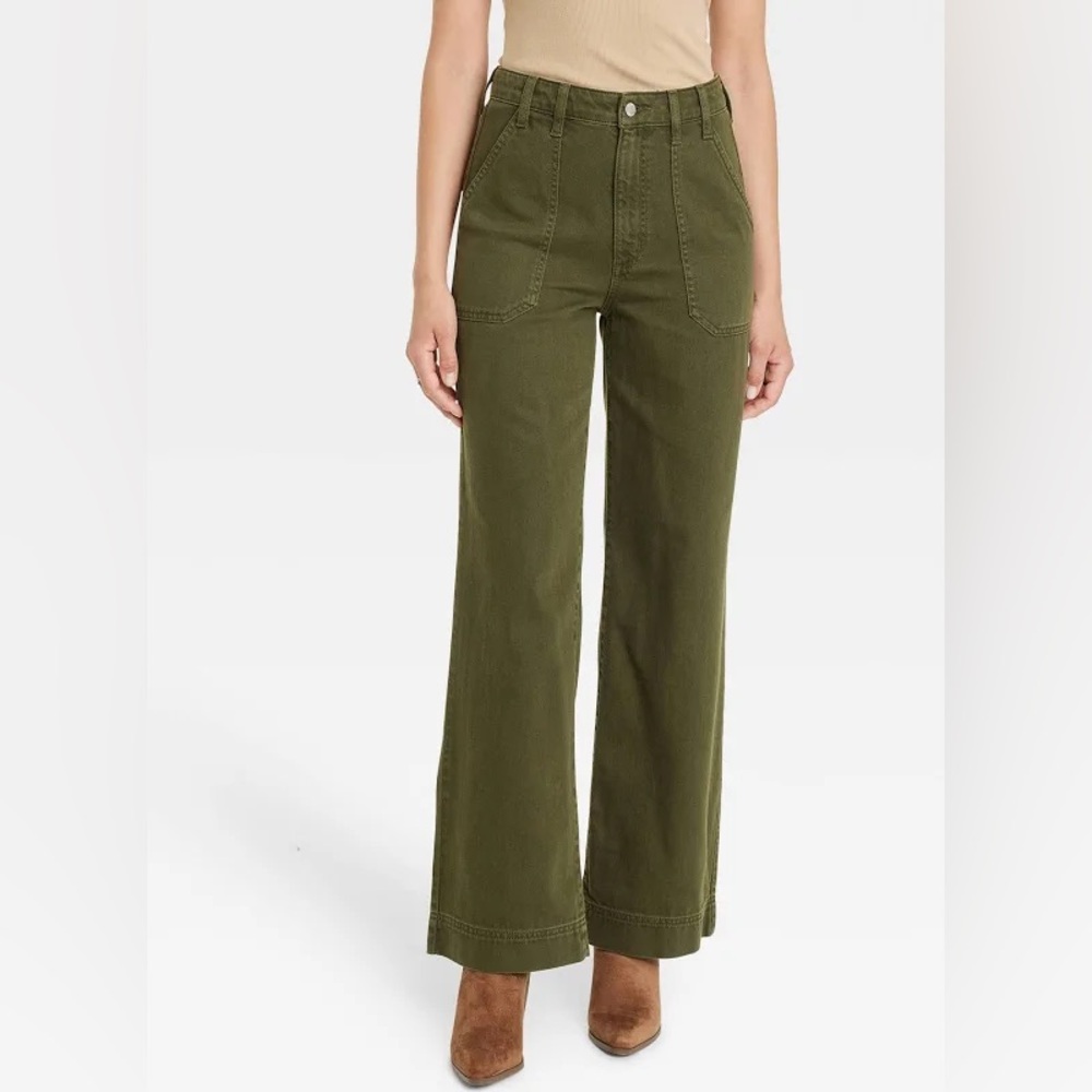 Universal Tread Olive Green High Rise Piernas Anchas De Tiro Alto Wide-Leg Pants